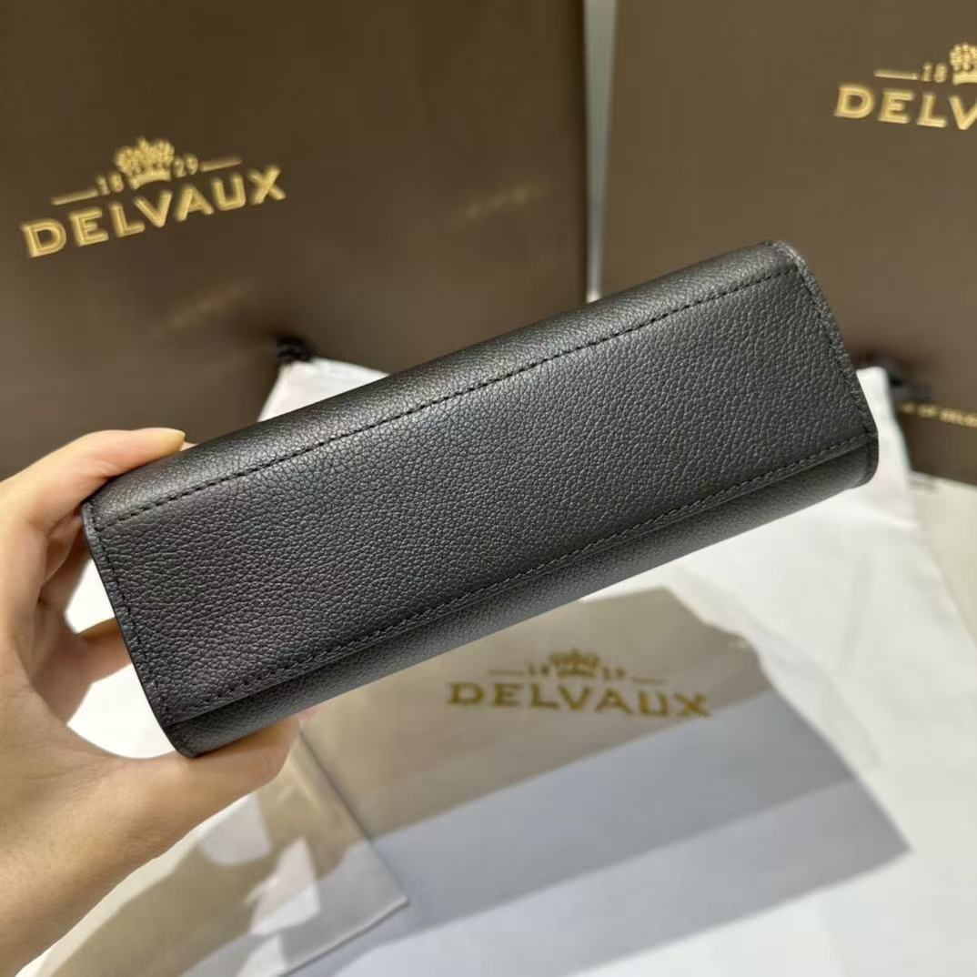 DX Tempête Crush PM Stud Detail 19cm Black Calfskin