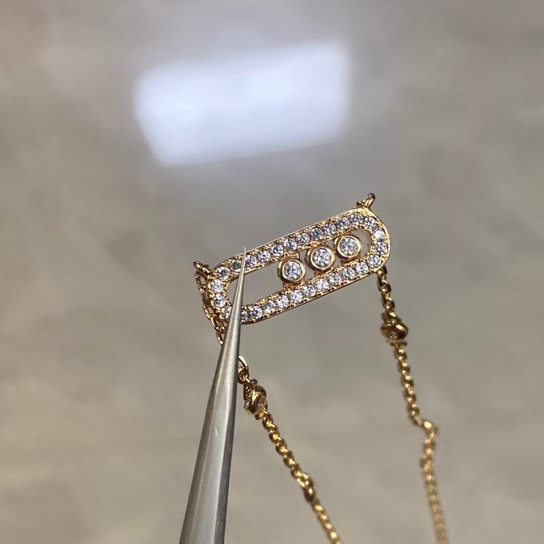 Move Classique Pavé Necklace