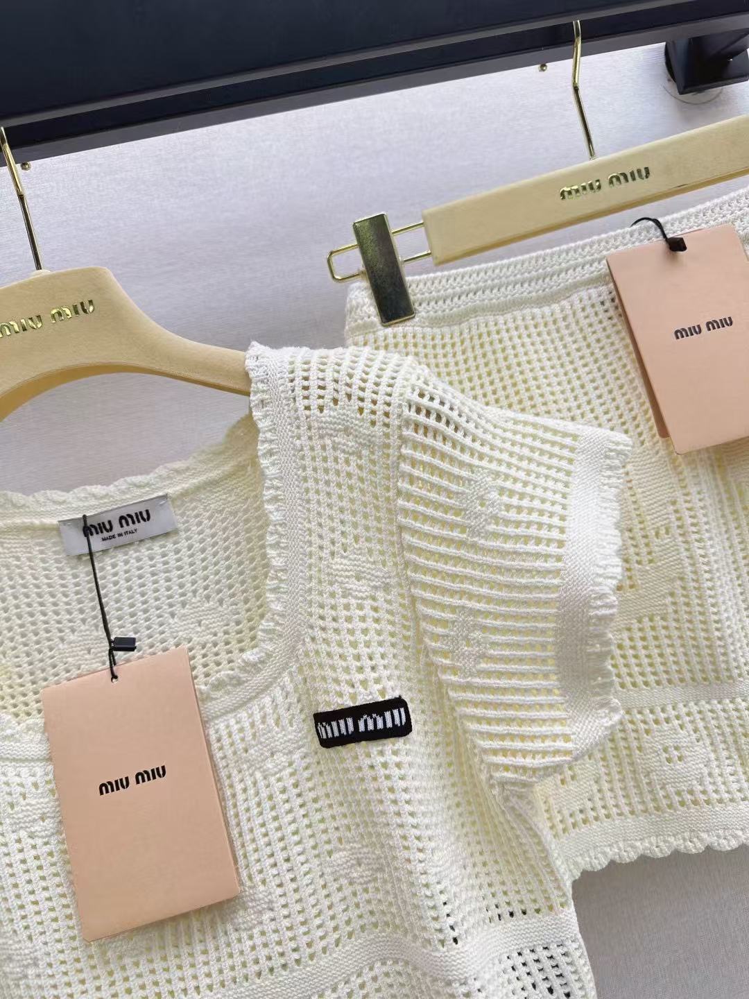 Miu Set Knitted Crop Top & Mini Skirt White Cotton
