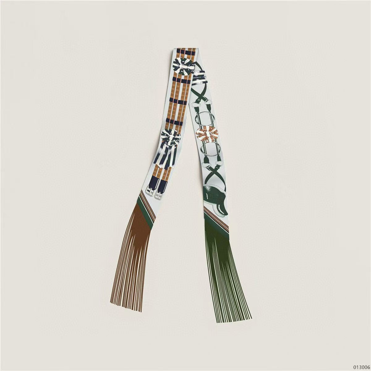 HM 26s Ex-Libris Twilly Scarf 5 x 86 cm