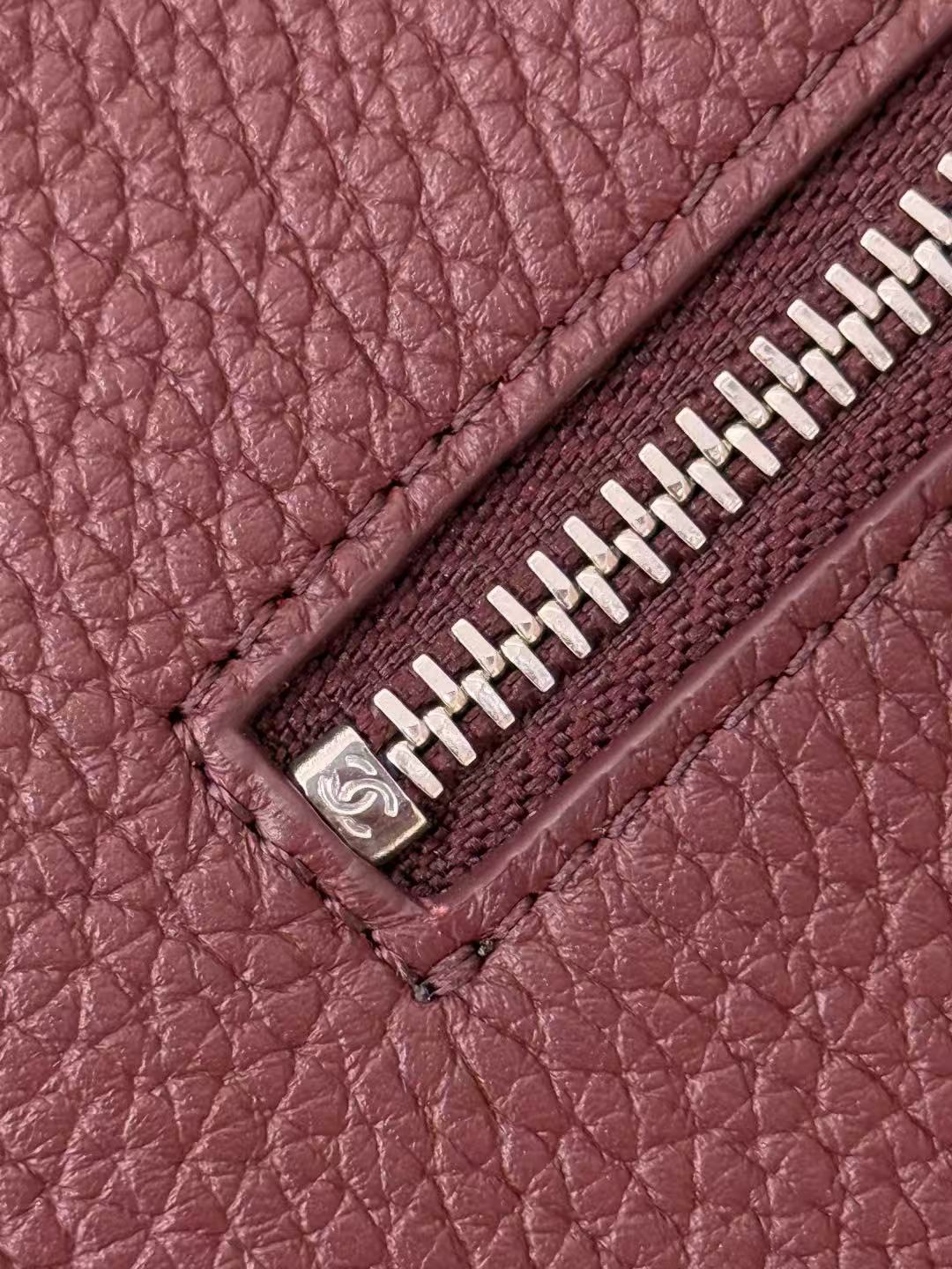 Chanel 2026 Maxi Flap Bag 38.5cm Dark Burgundy Calfskin Gold Hardware