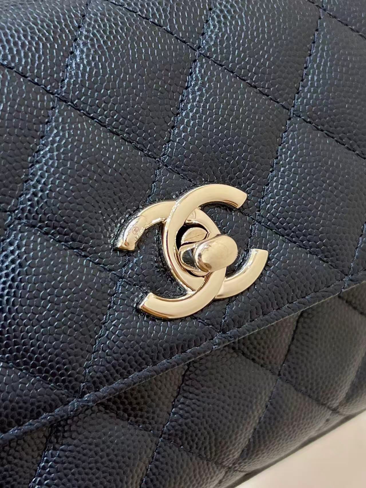 CC Coco Top Handle Bag Black Quited Caviar Leather (11.5x14.5x5.5cm)