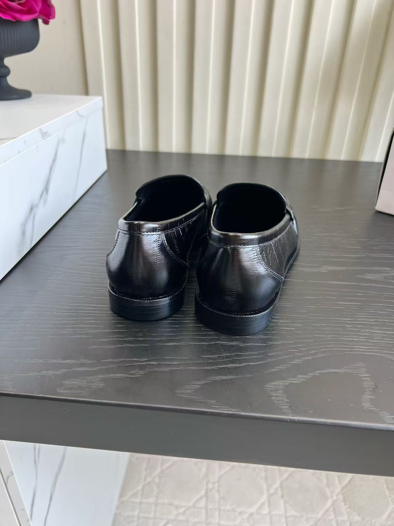 YSL-Plaque Ruched Loafers Black Croc Effect Leather