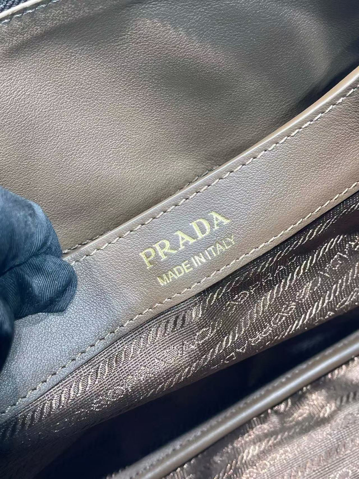Prada 26s Medium Darling Brown Suede