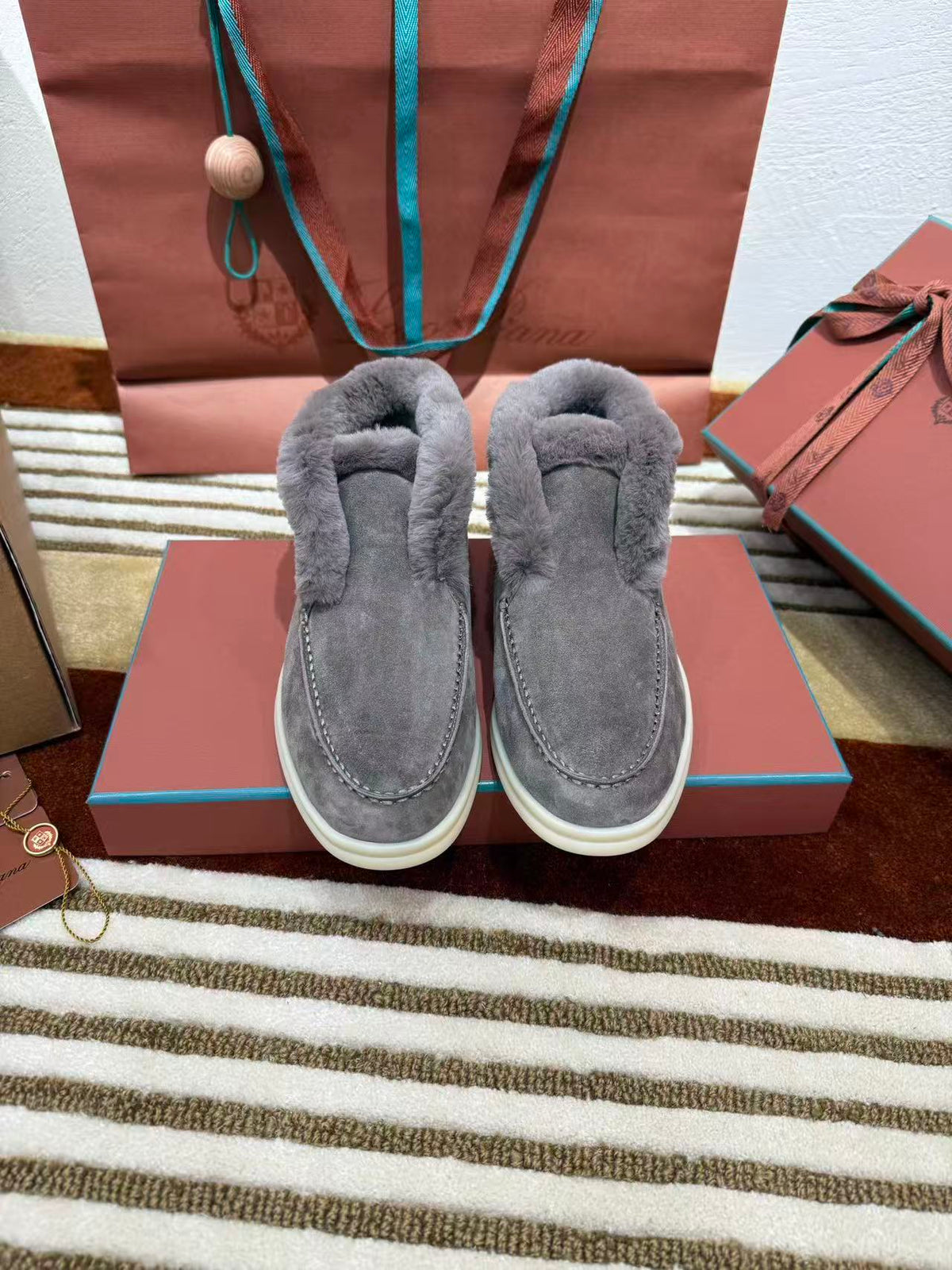 Loro Piana 2026 Gray Suede Fur-Lined Low Boot Walk Shoes