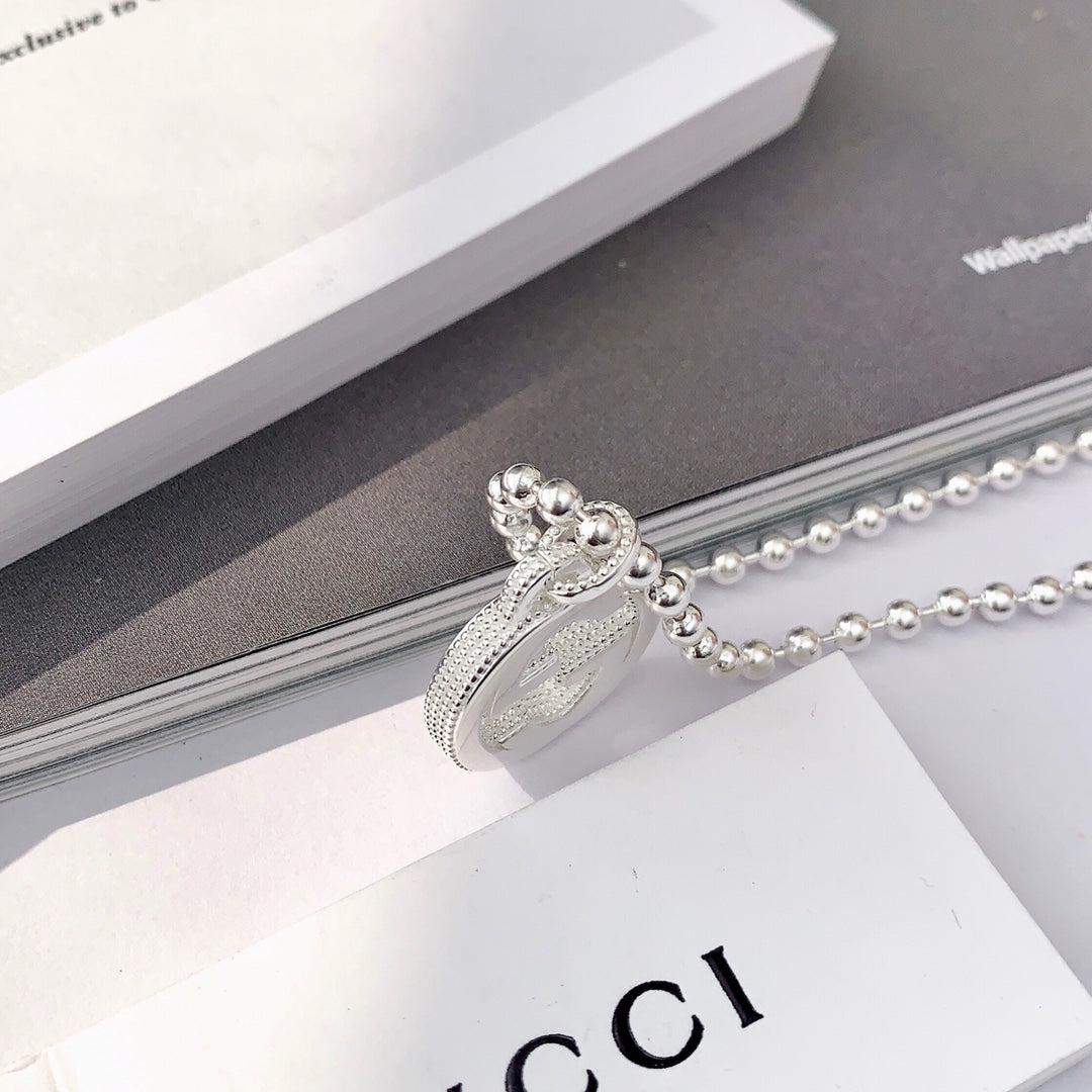 INTERLOCKING NECKLACE G PENDANT STERLING SILVER