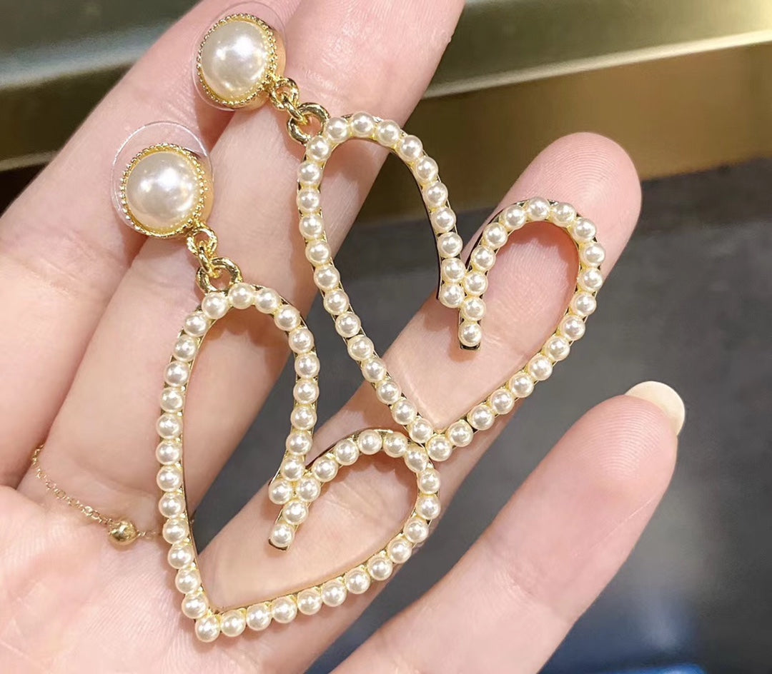 PEARL GOLD PLATED OPEN HEART EARRINGS