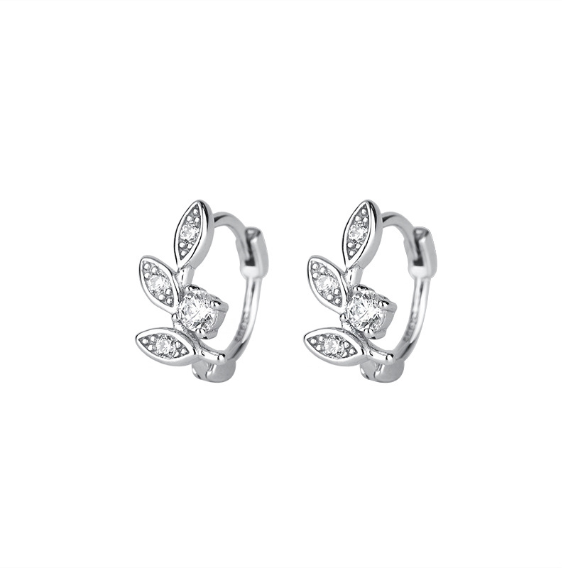 LEAF SHAPE DIAMOND EARRINGS