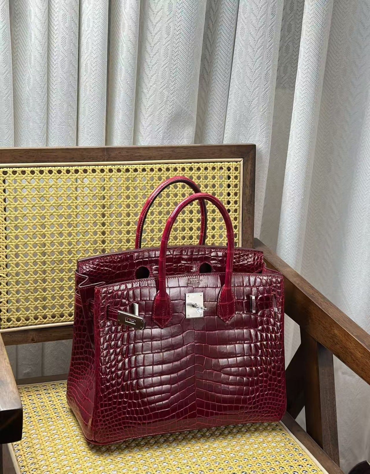 HM Birkin 25cm Deep Red Shiny Crocodile (15 day for production)