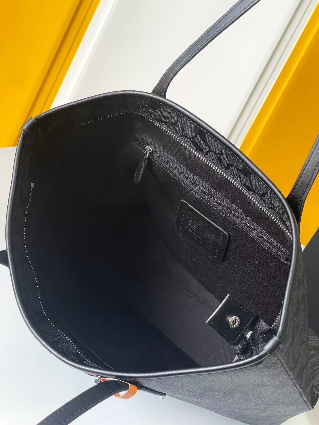 Coach Coach Signature City Tote Bag Black Coated Canvas