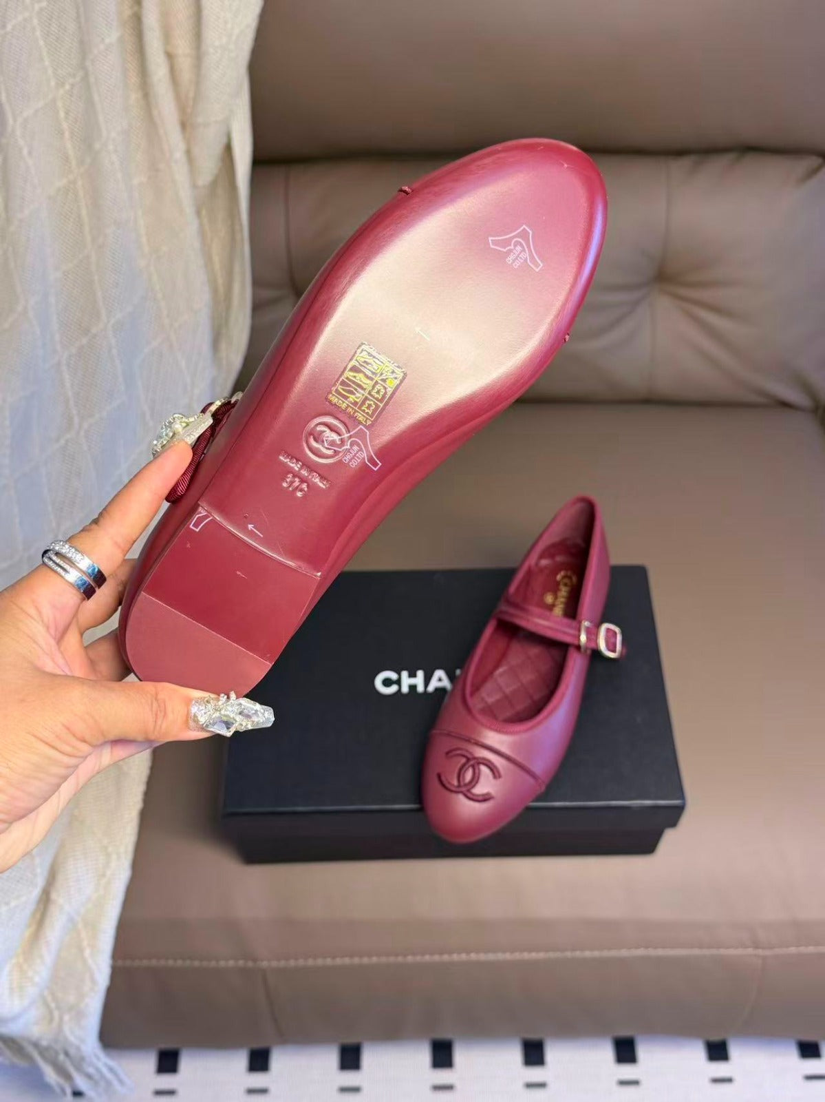CC 26s Mary Jane Flats Burgundy Leather 499180