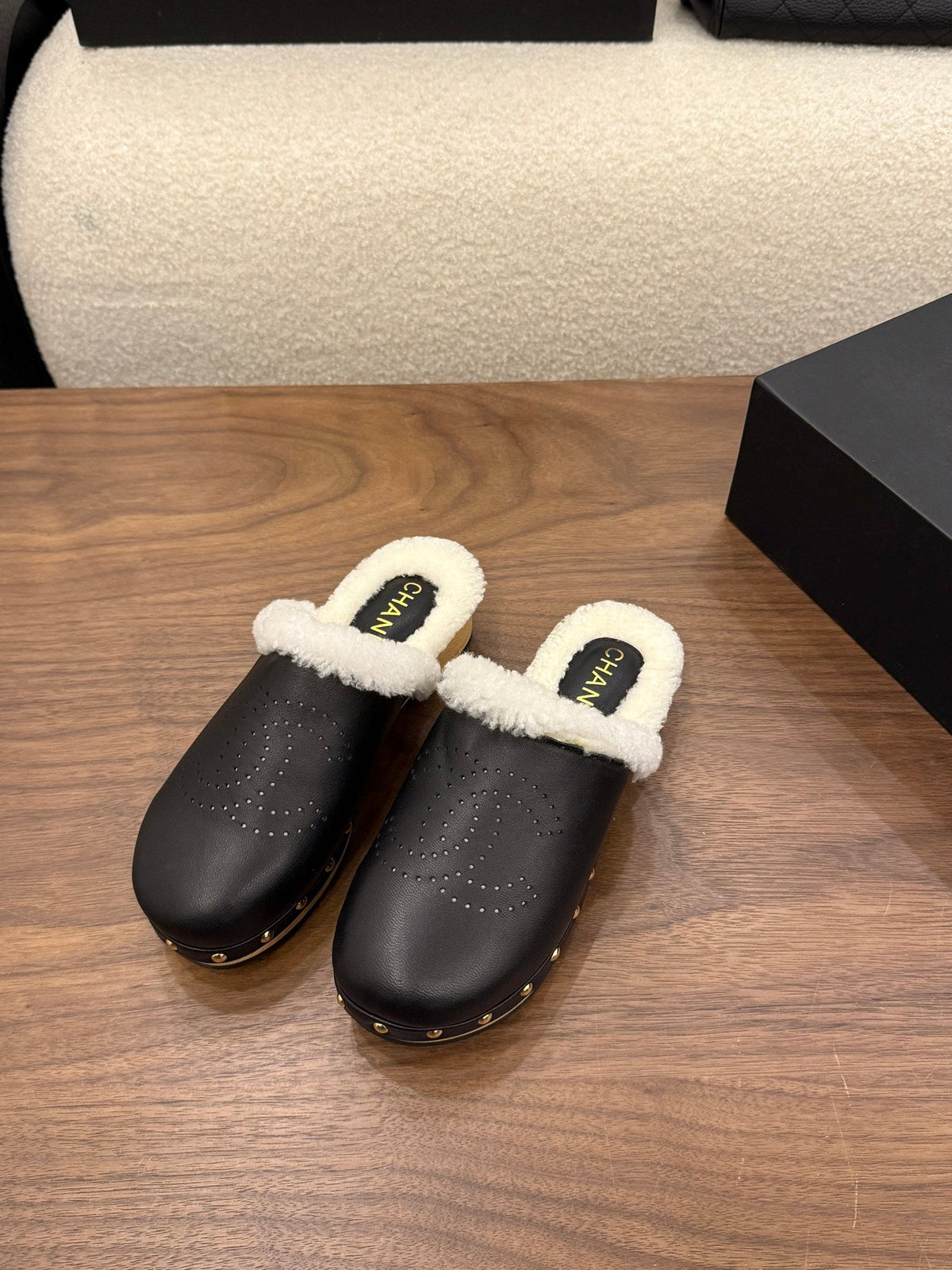 Chanel 2026 CC Logo Mule Suede Leather Wool 173192