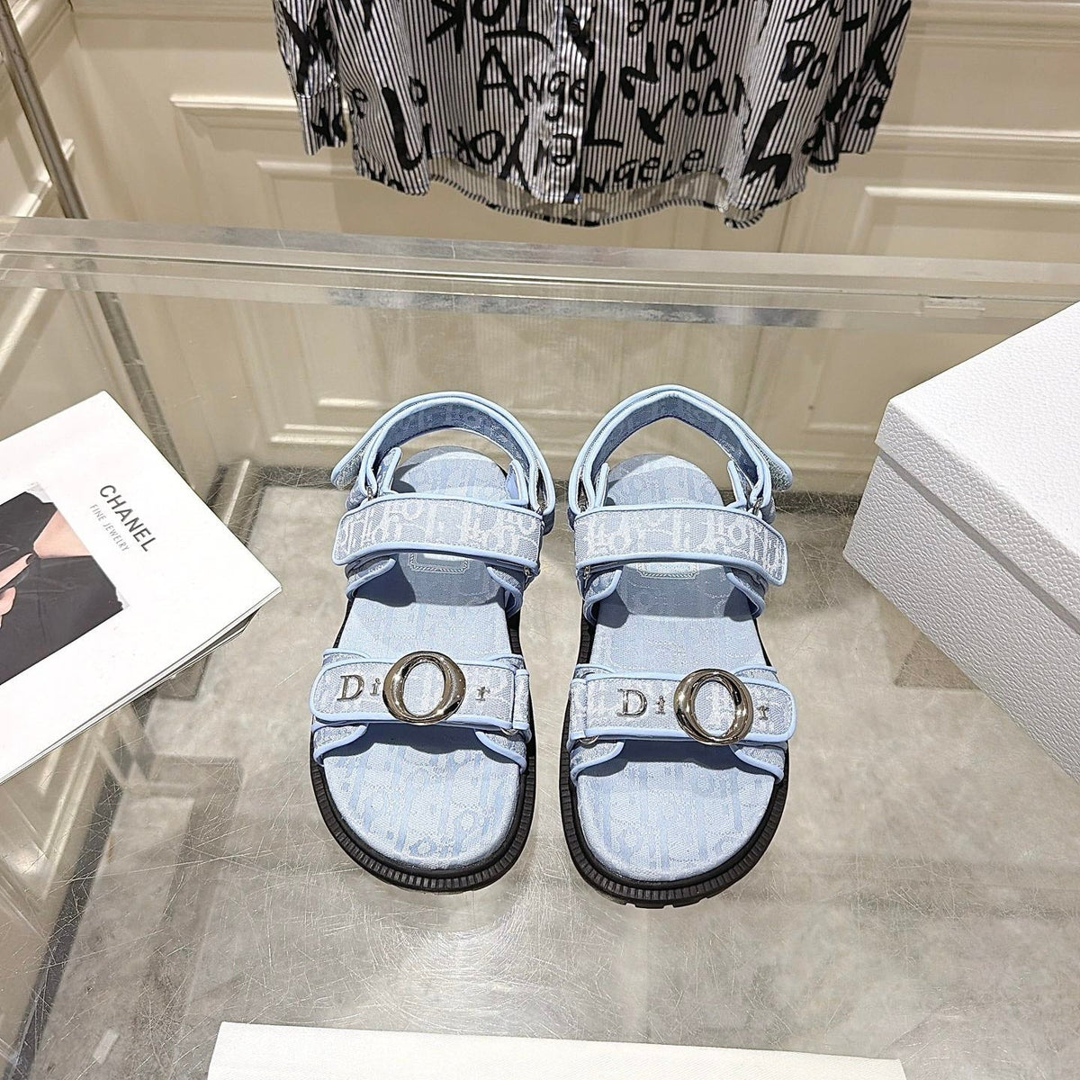 CD 26s Velcro Sandals Light Blue Oblique Canvas 592814