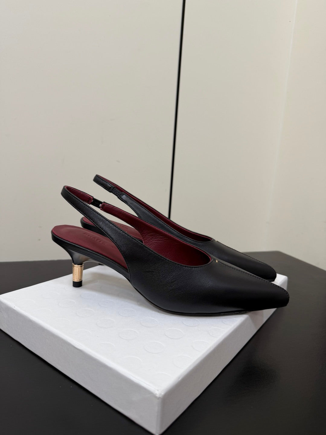 Khaite 26s Bella Pumps 5.5cm Black Leather 909459