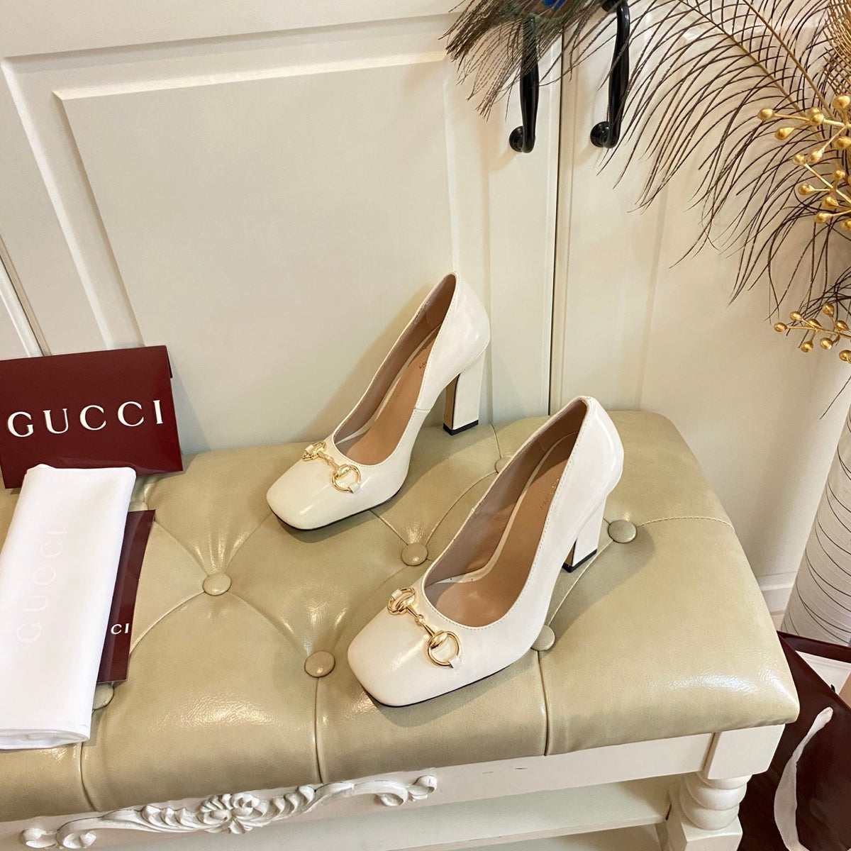 Gucci 26s Horsebit Mid-Heel Pumps 10cm Cream White Calfskin