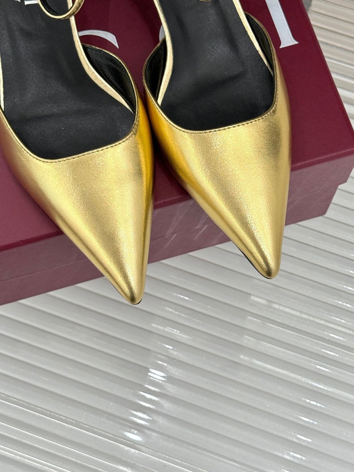 Gucci 26s High Heels 5.5cm Gold Lambskin
