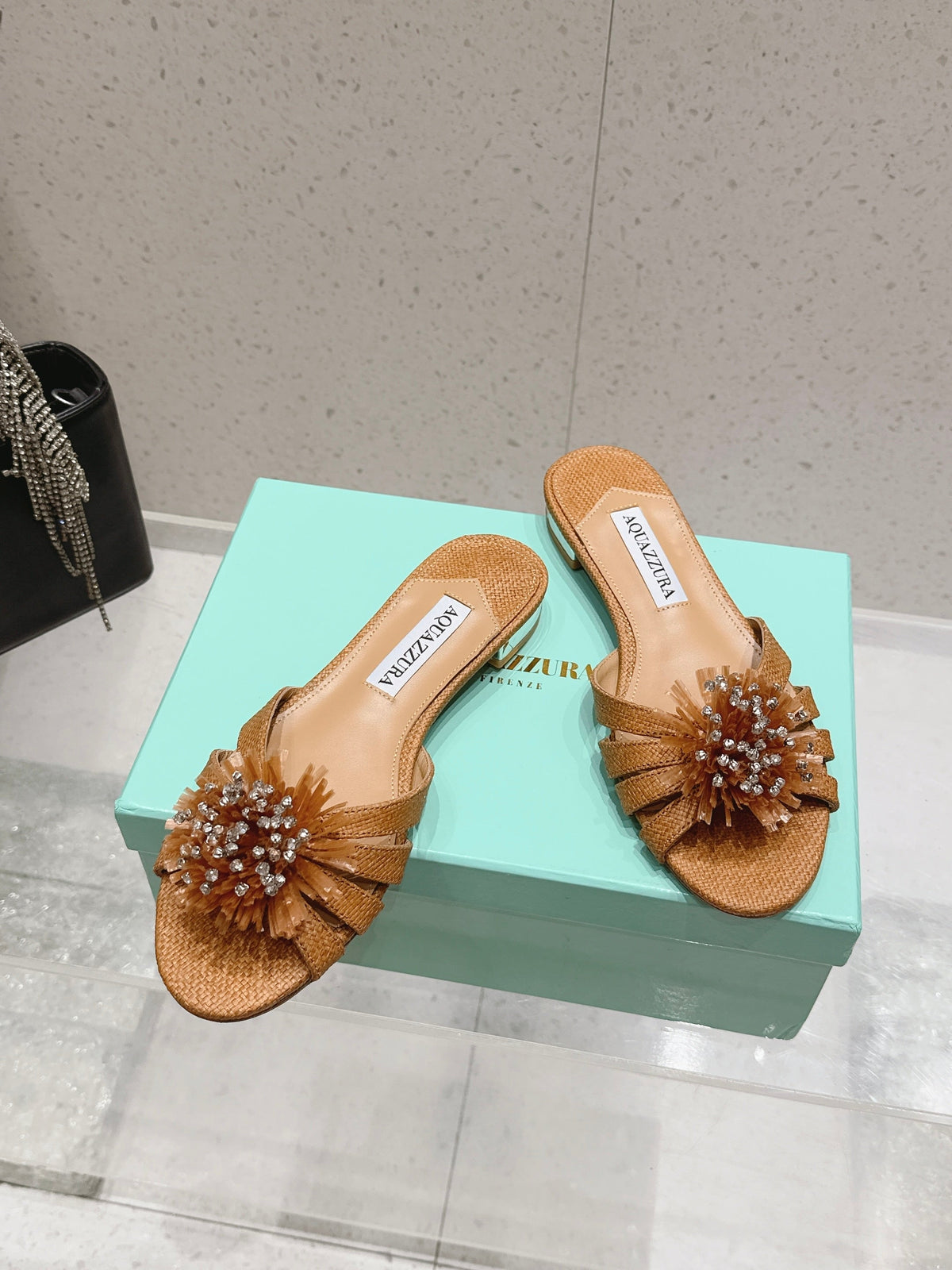 Aquazzura 26s Sandals Brown Woven Raffia 394815