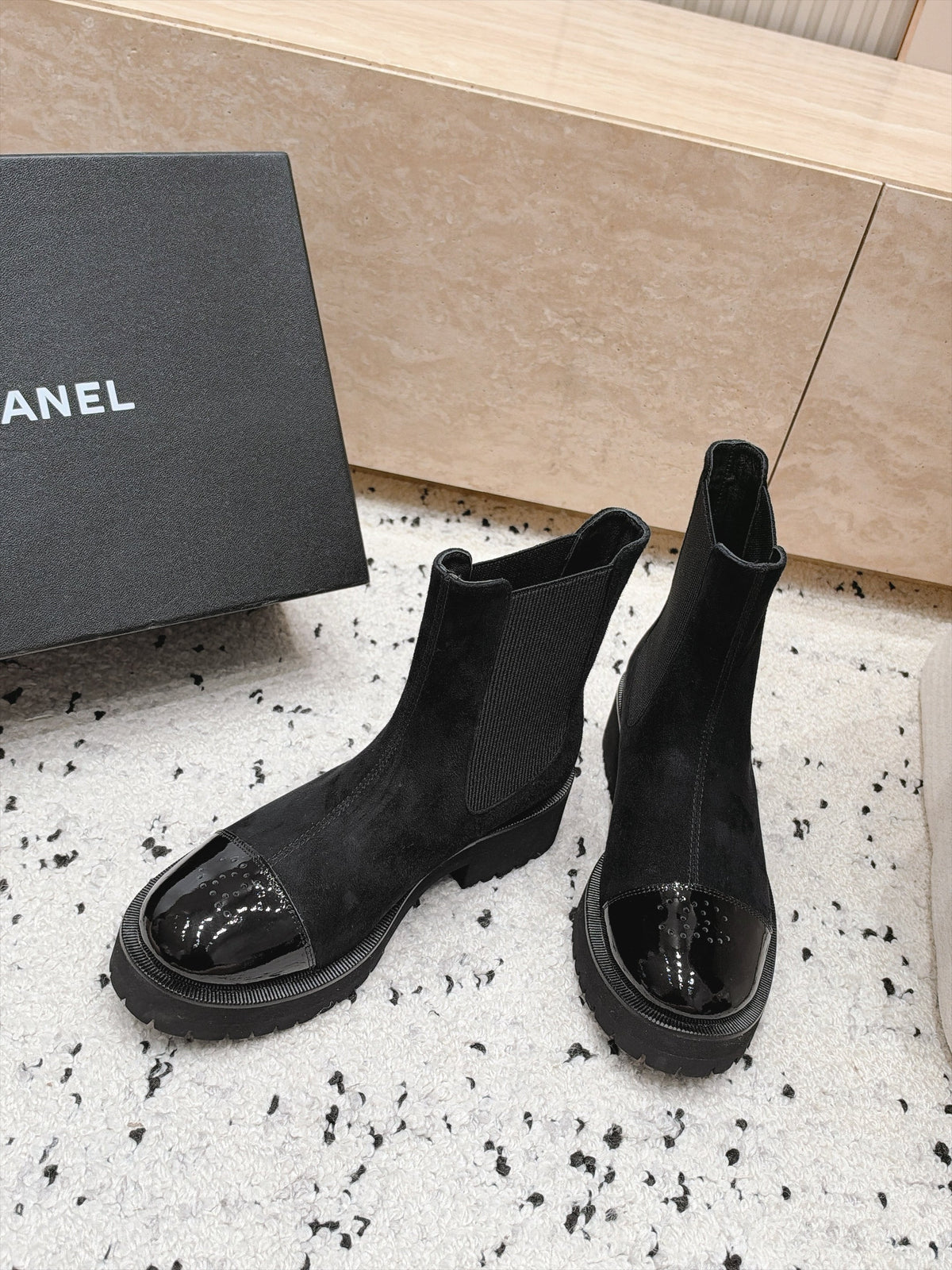 CC Dr. Martens-Style Chelsea Ankle Boots Black Suede Leather 180277