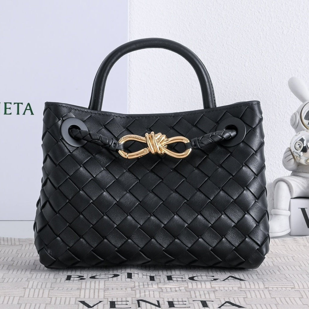 Bottega Veneta 2026 Small Andiamo 20cm Lambskin
