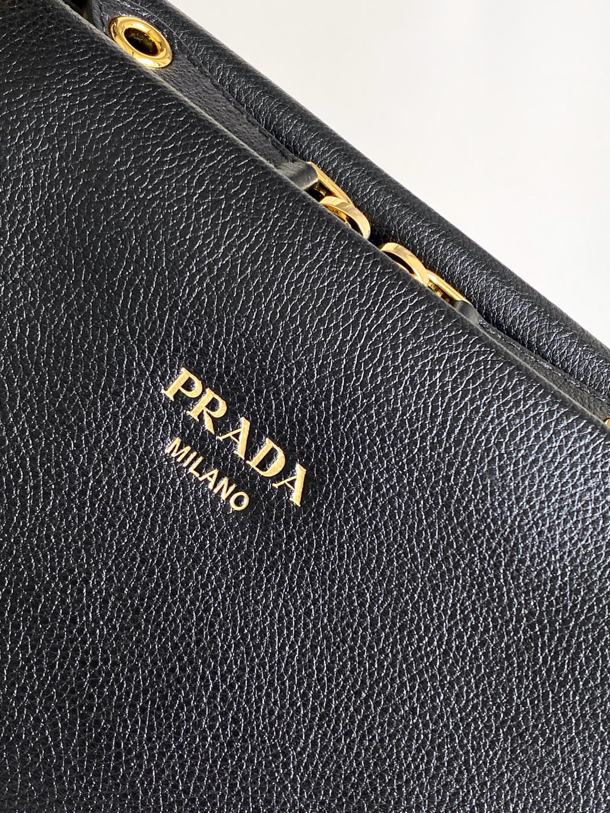 Prada 2026 Ouvert Large Leather Tote Bag 32cm Leather