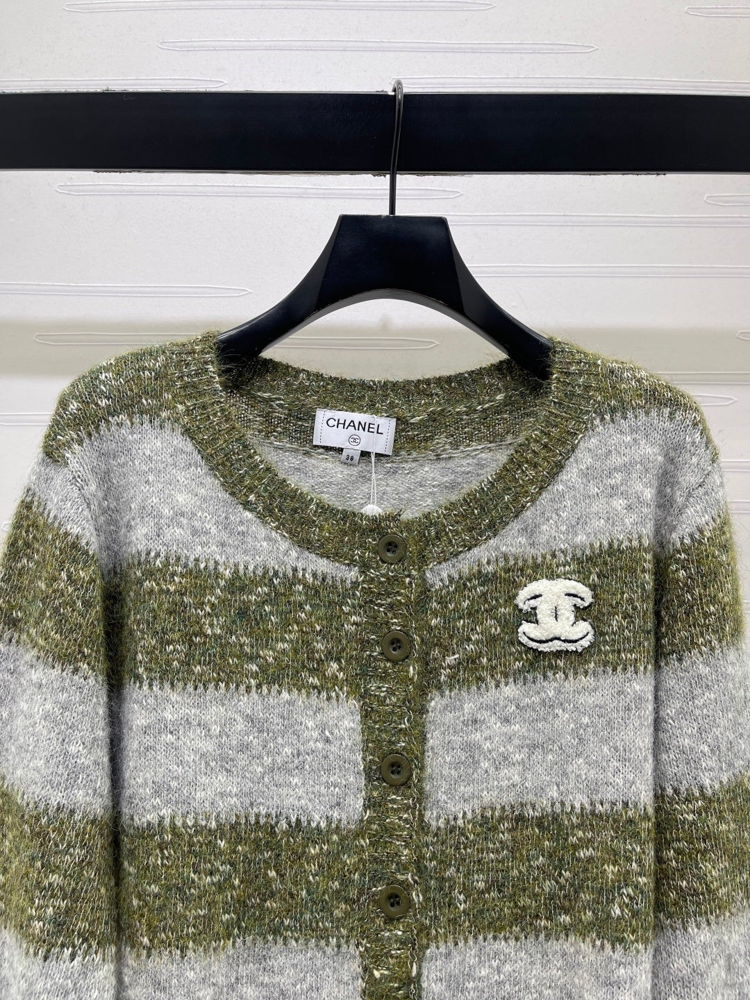 CC 26FW Striped Knit Cardigan CC Brooch Wool 274039