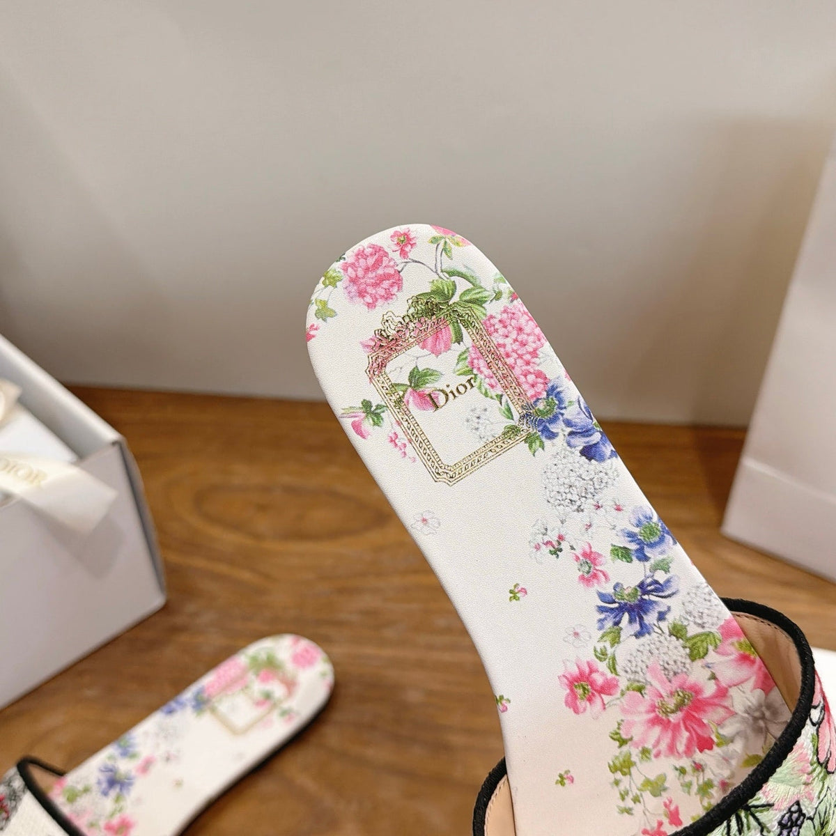 CD 26s Flat Slide Sandals Multicolor Embroidered Canvas 739158