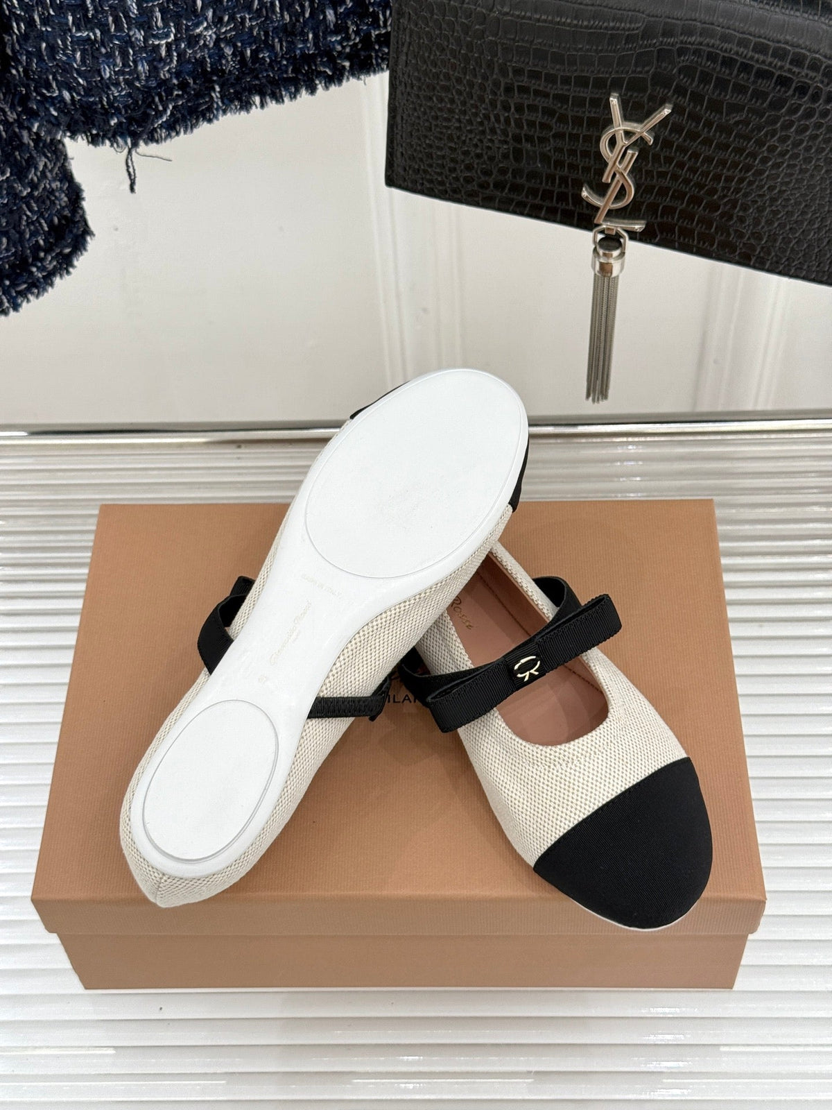 GR 26s Mary Jane Flats Black White Fabric 164781