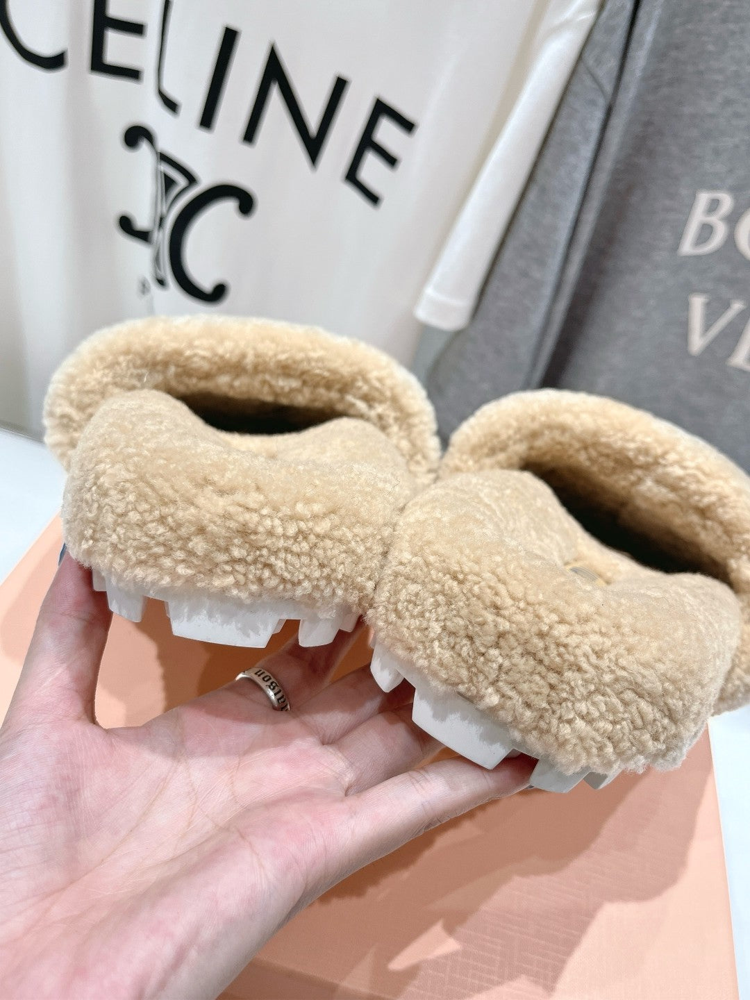 Miumiu 26s Sandals Light Beige Shearling With Logo Lettering