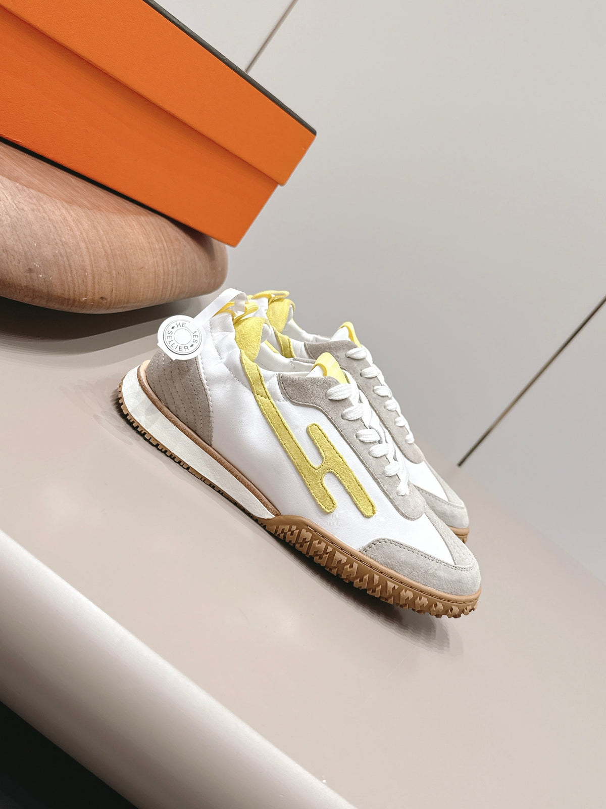 HM 26S Bouncing Sneakers White Calfskin Light Grey Yellow Suede