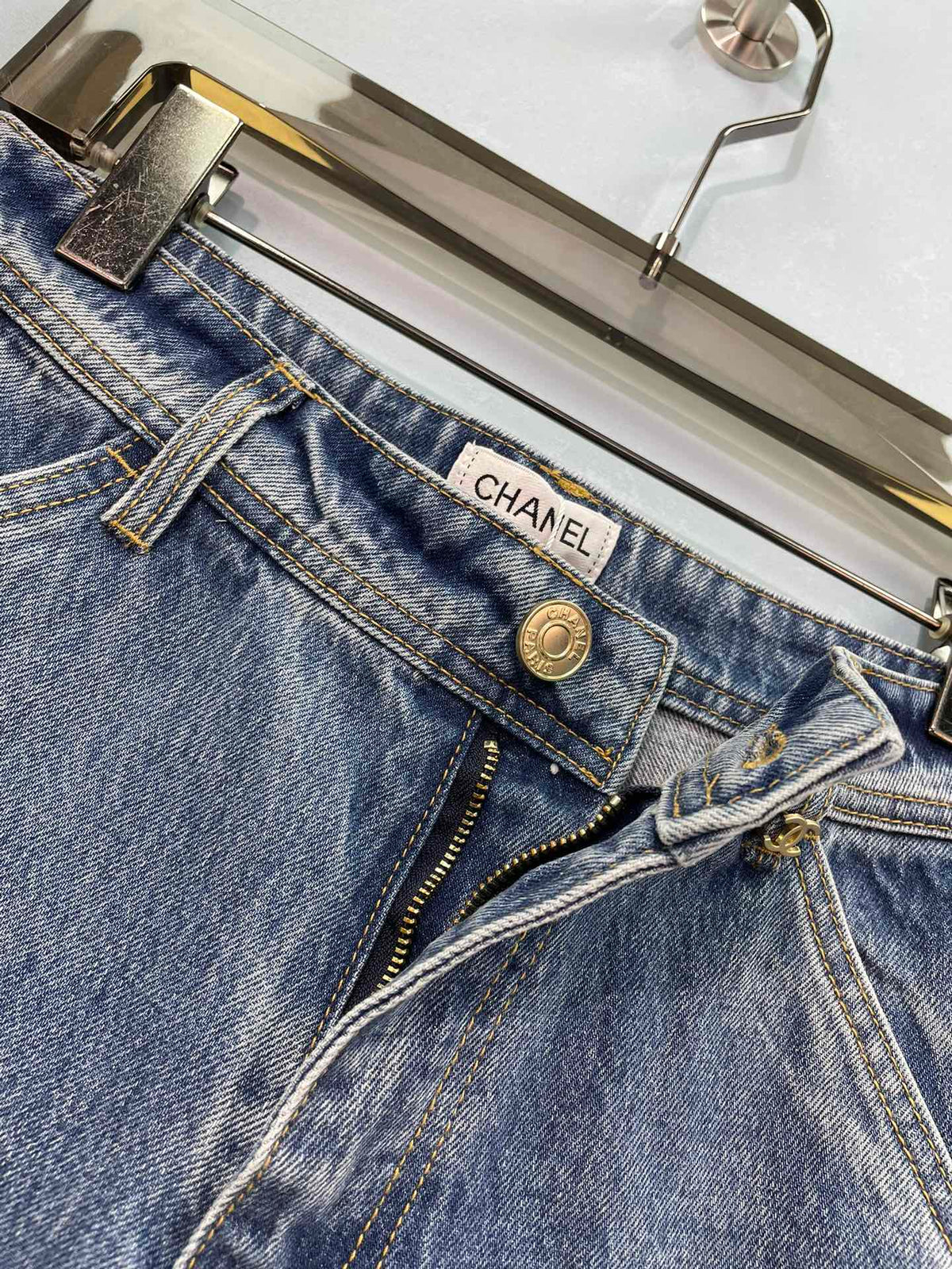 Chanel 26S Wide-Leg Jeans 1536