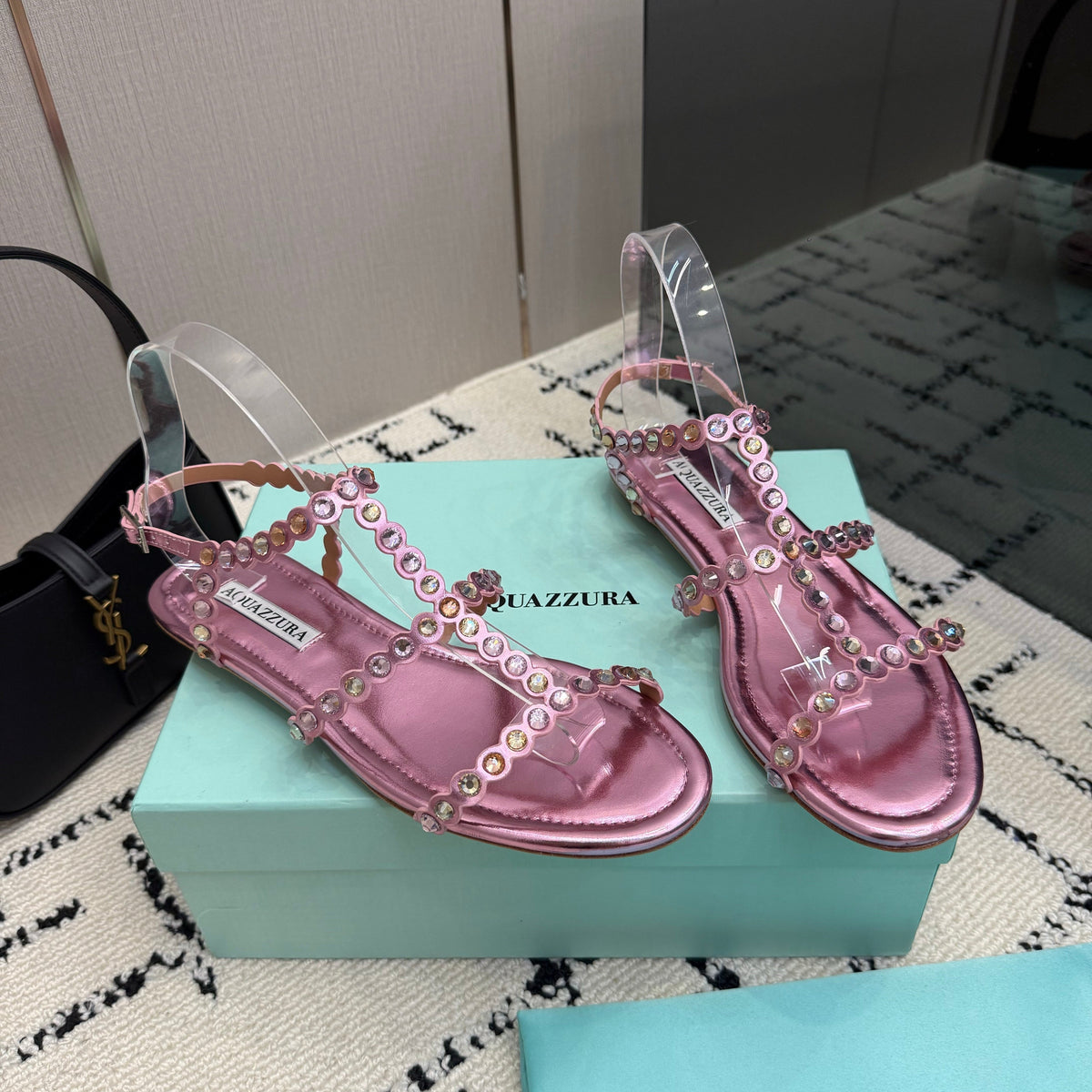 Aquazzura 26s Flat Sandals Metallic Pink Lambskin Crystal-Embellished 305824