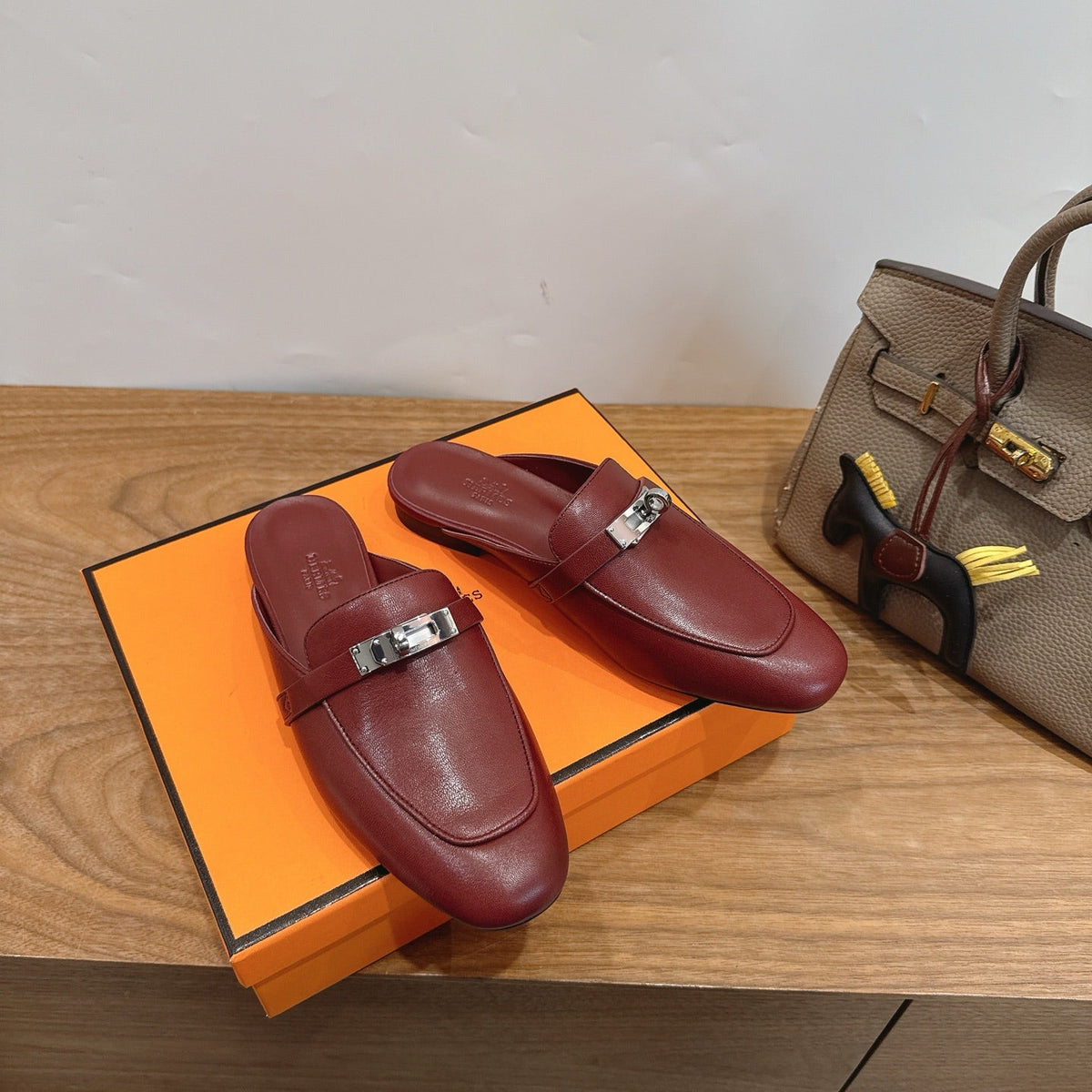 HM 26s Oz Mule Burgundy Red Calfskin Silver Hardware