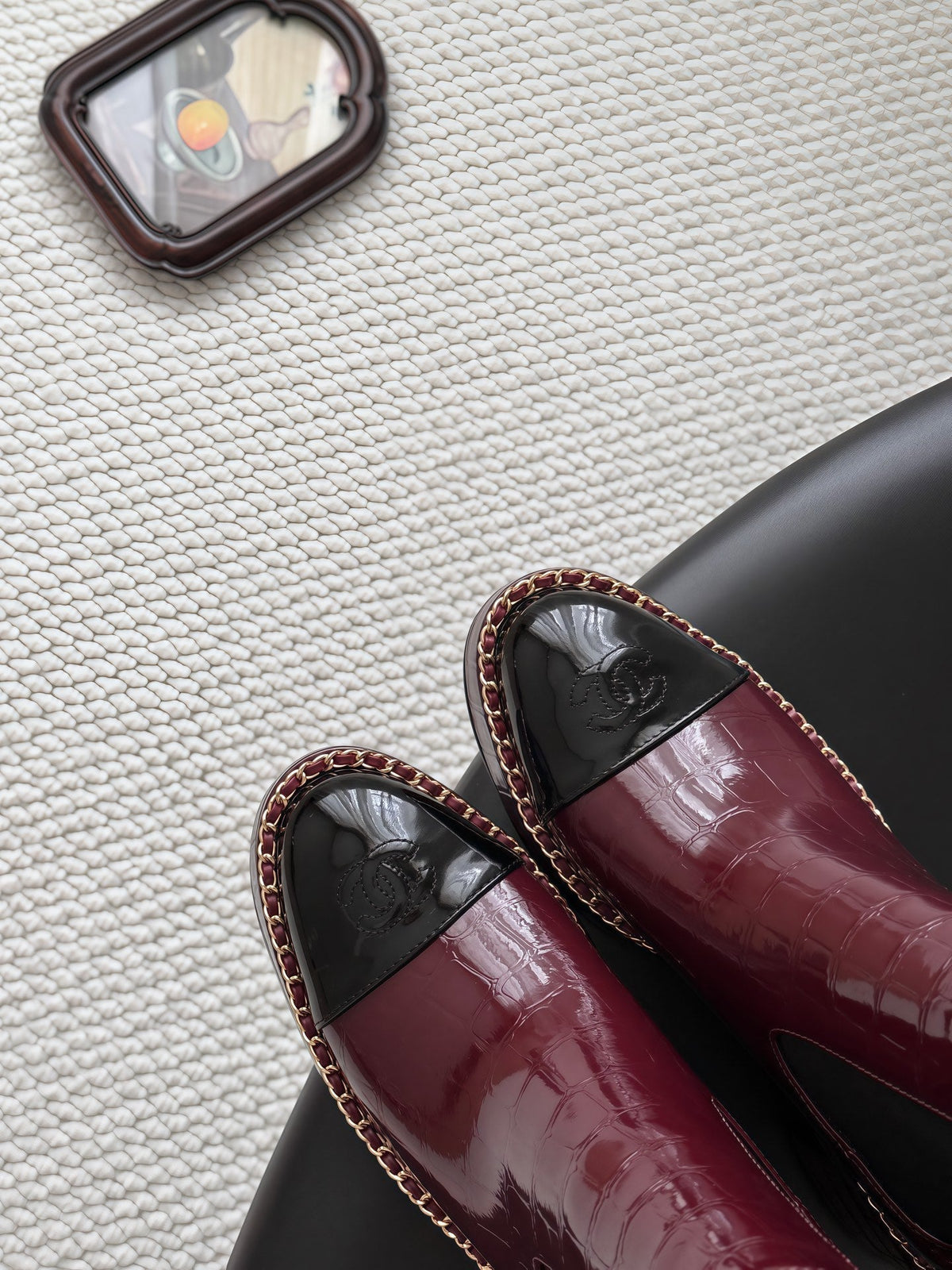 Chanel 26s Chelsea Ankle Boots 7 Cm Burgundy Embossed Black Patent
