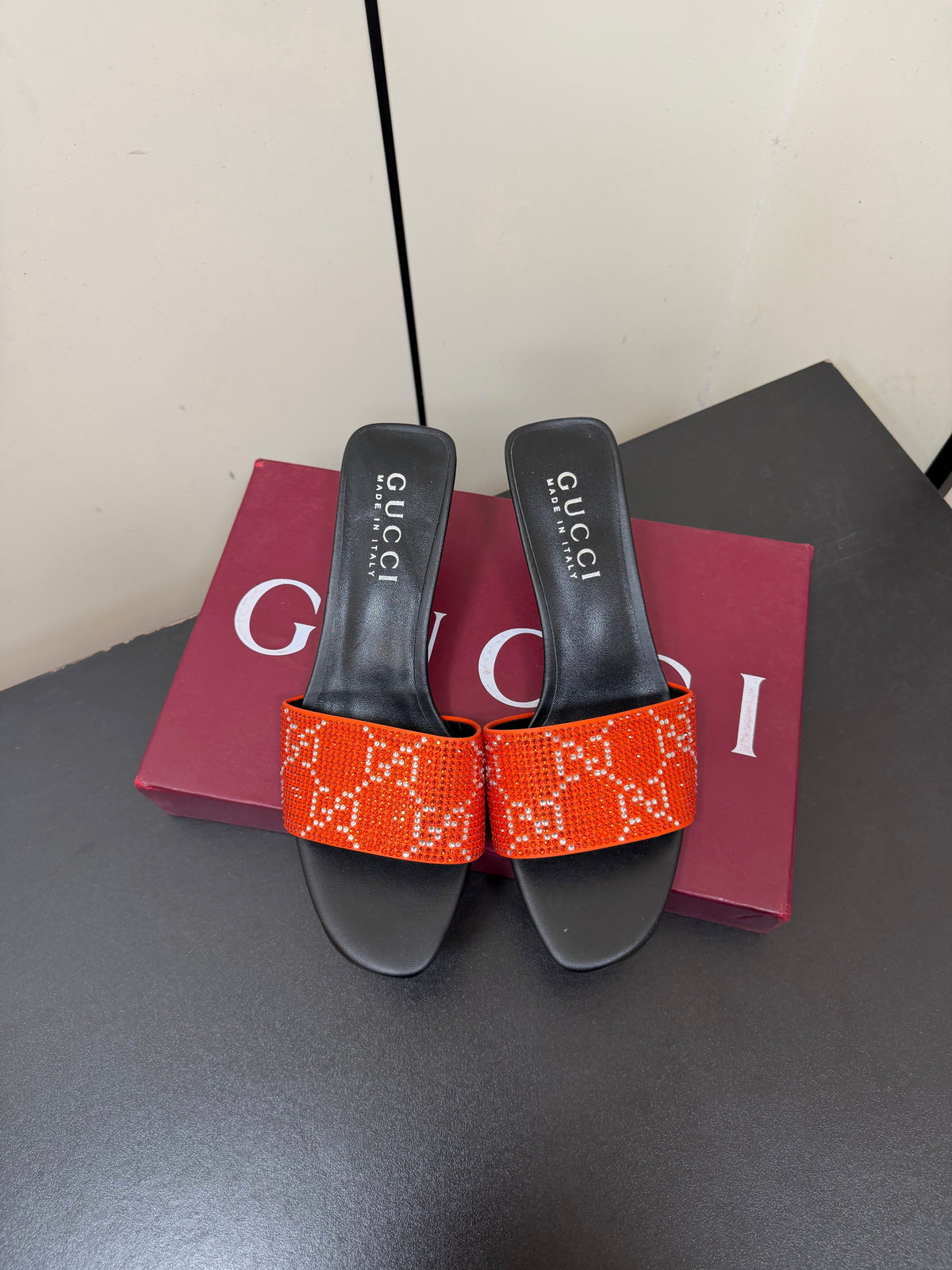 Gucci 26s Mule Sandals 8.5cm Orange Satin Crystal GG