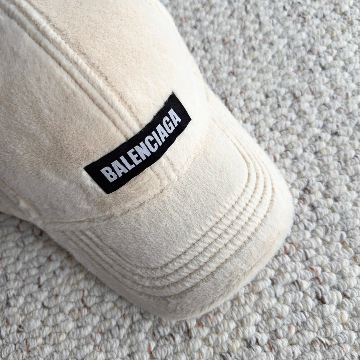 Balenciaga Furry Baseball Cap Hat 515556