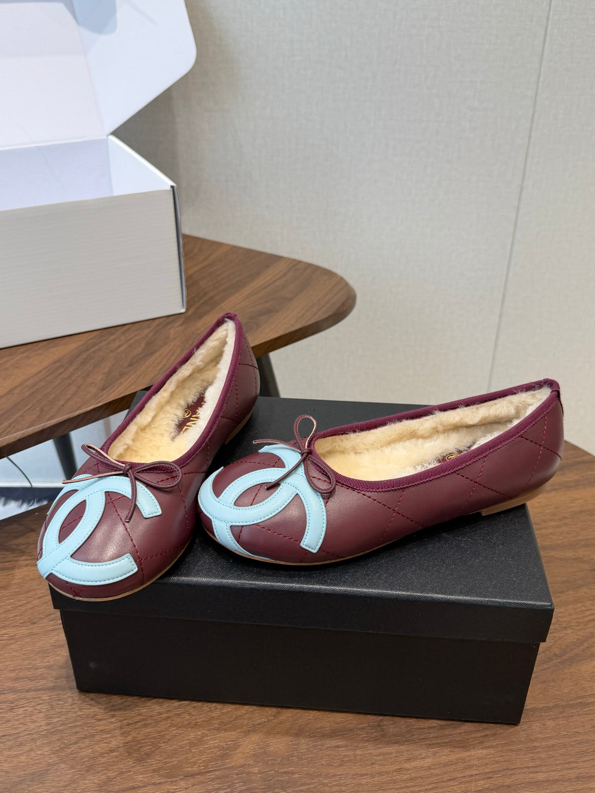 CC 26S Coco Beach Ballet Flats Bow Shearling Lining Lambskin 158502