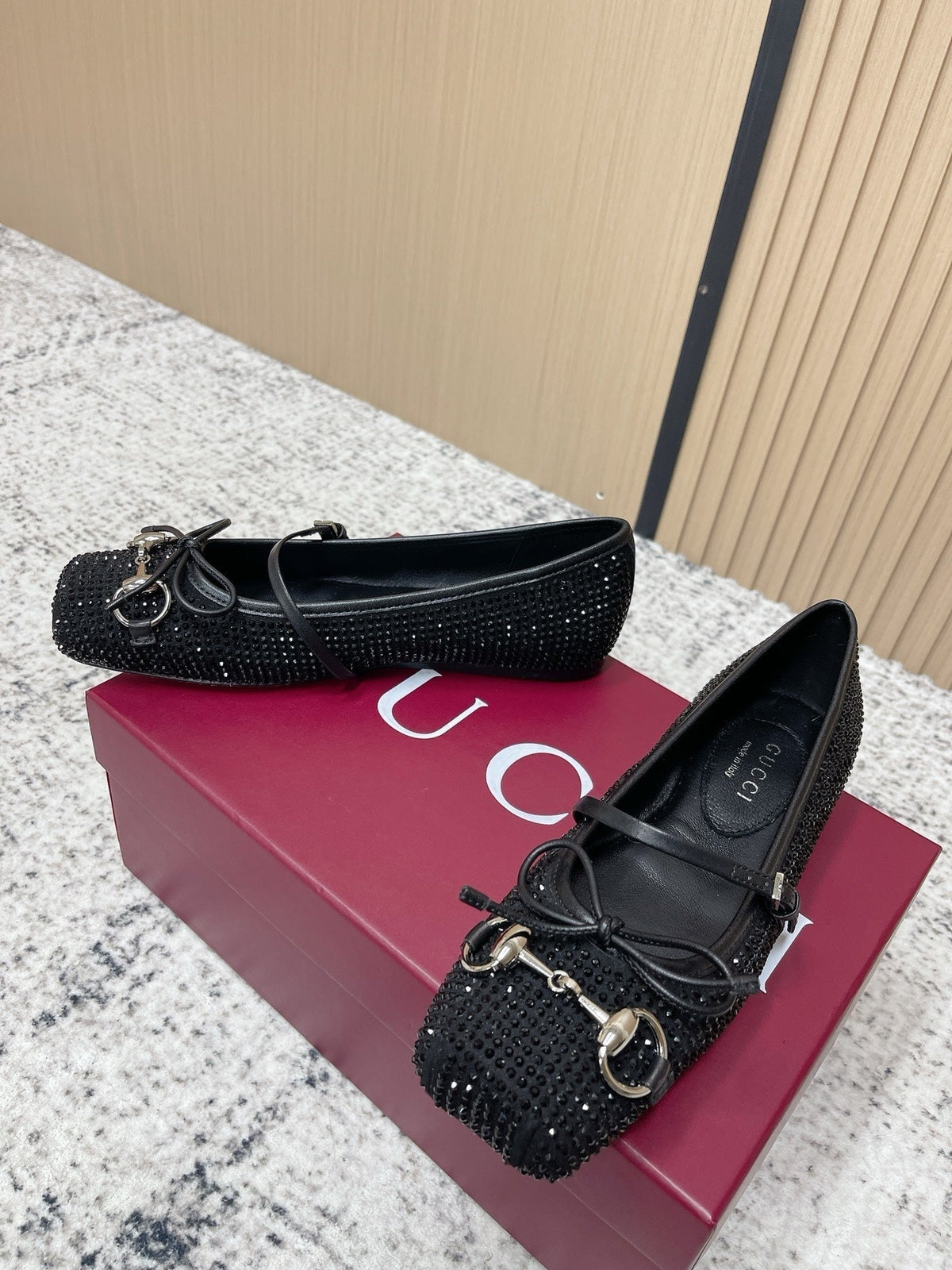 Gucci 26S Ballet Flats In Black Suede With Crystals