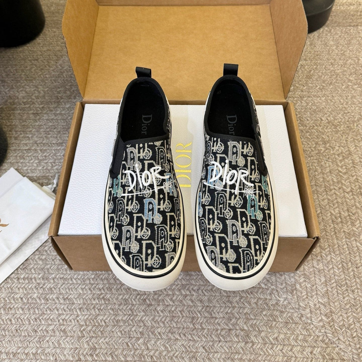 Dior 26s Walk'n'Dior Slip-On Sneakers Multicolor Dior Oblique Embroidered Canvas Style 06