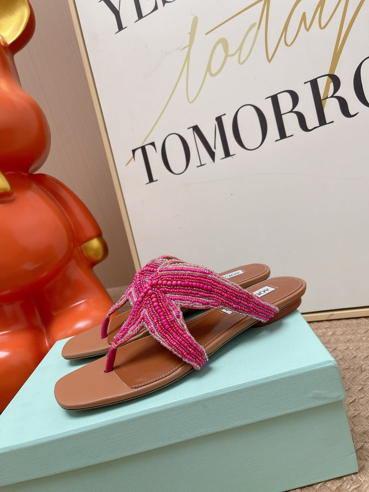 Aquazzura 26s Starfish Beaded Thong Sandals Pink And Brown Lambskin 839205