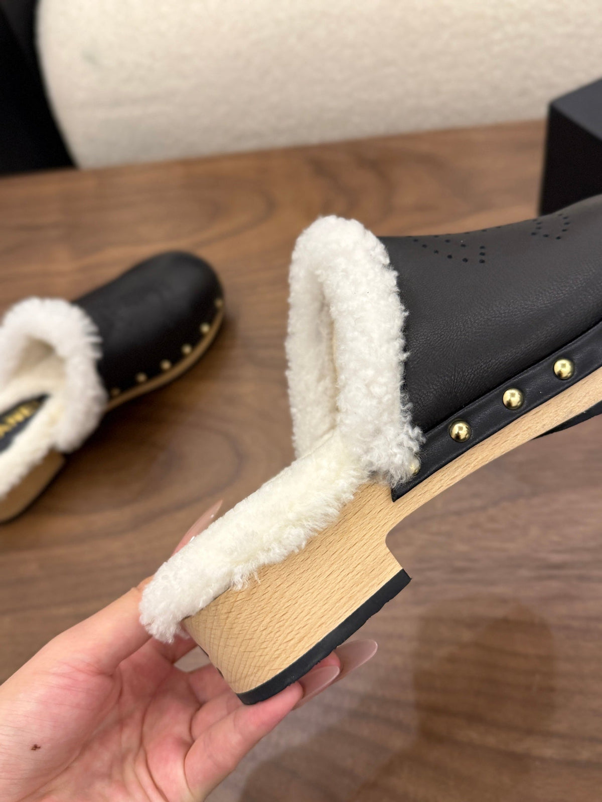 Chanel 2026 CC Logo Mule Suede Leather Wool 173192