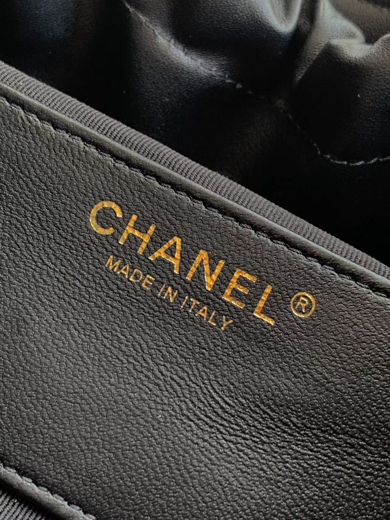 CC SS 2026 Small Shopping Bag Black Lambskin