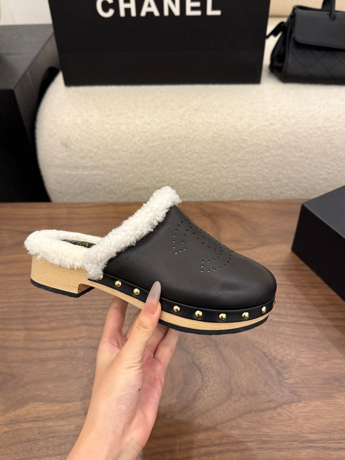 Chanel 2026 CC Logo Mule Suede Leather Wool 173192