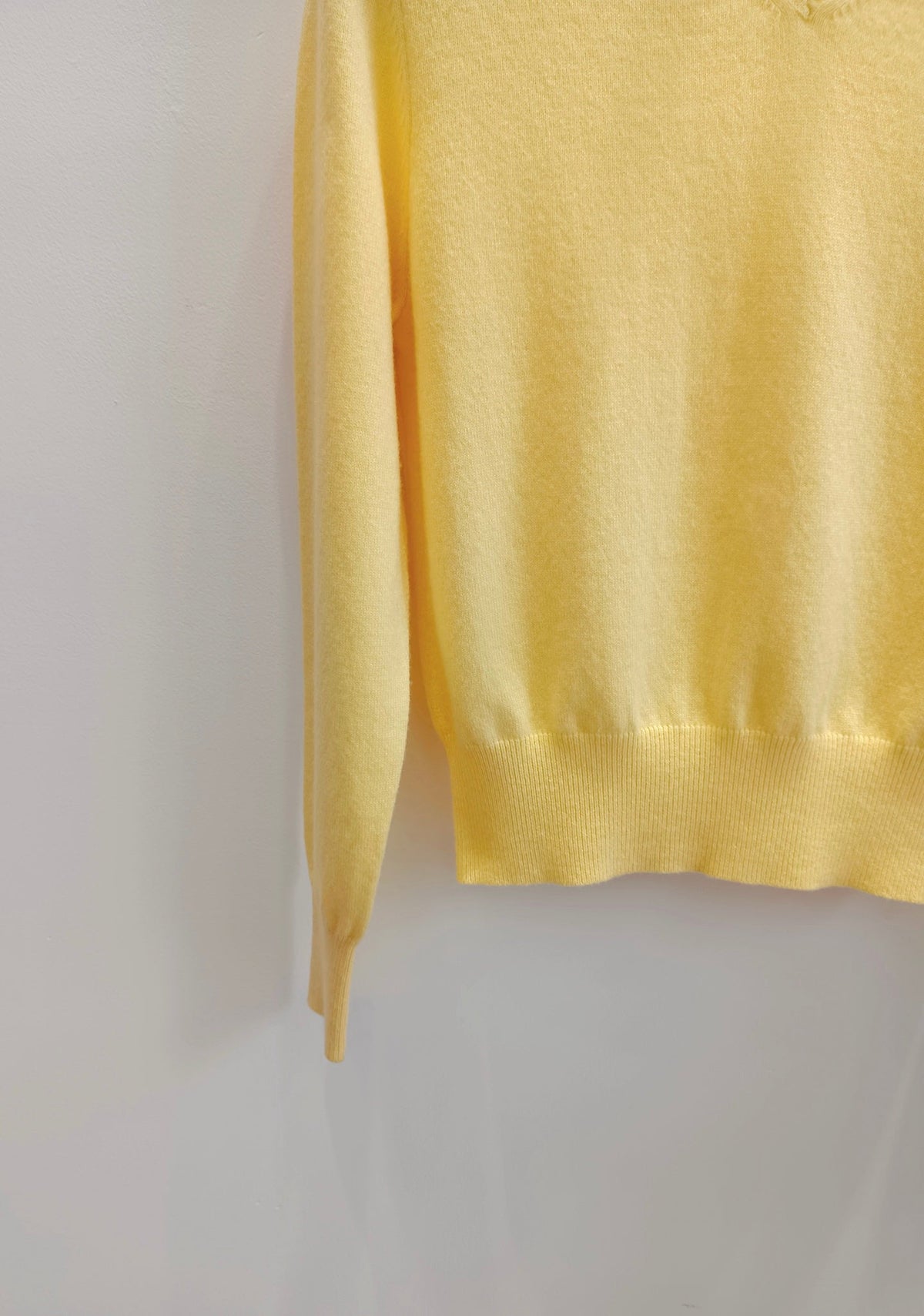 Miumiu 2026 V-neck Virgin Sweater Wool 433695