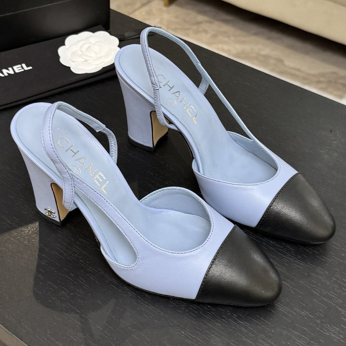 Chanel 2026 Two-Tone Slingback 7.0cm Cowhide 168116