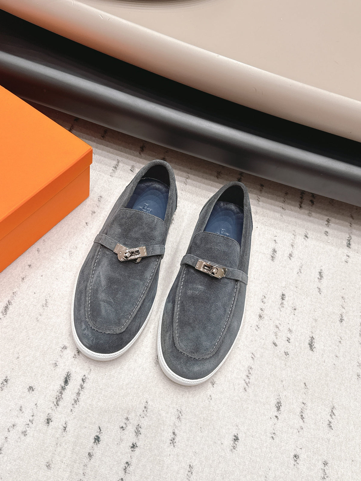 HM 26S Kelly Paris Loafers Blue Grey Suede Silver Hardware