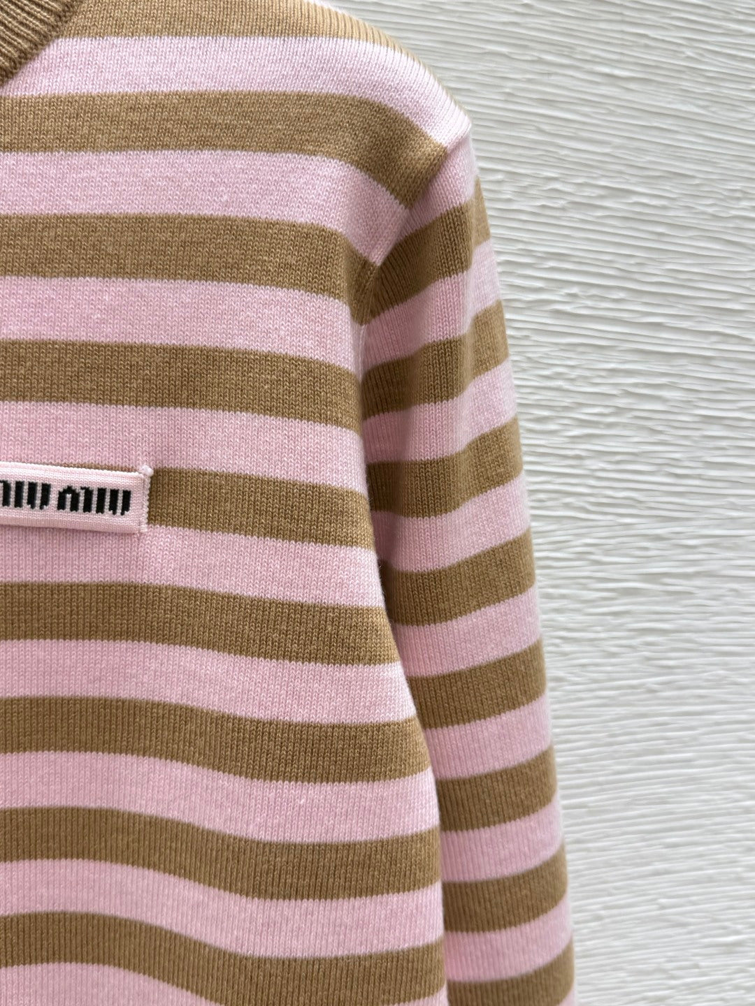 Miu 26FW Striped Knit Cardigan Round Neck Button-Front Wool 313339