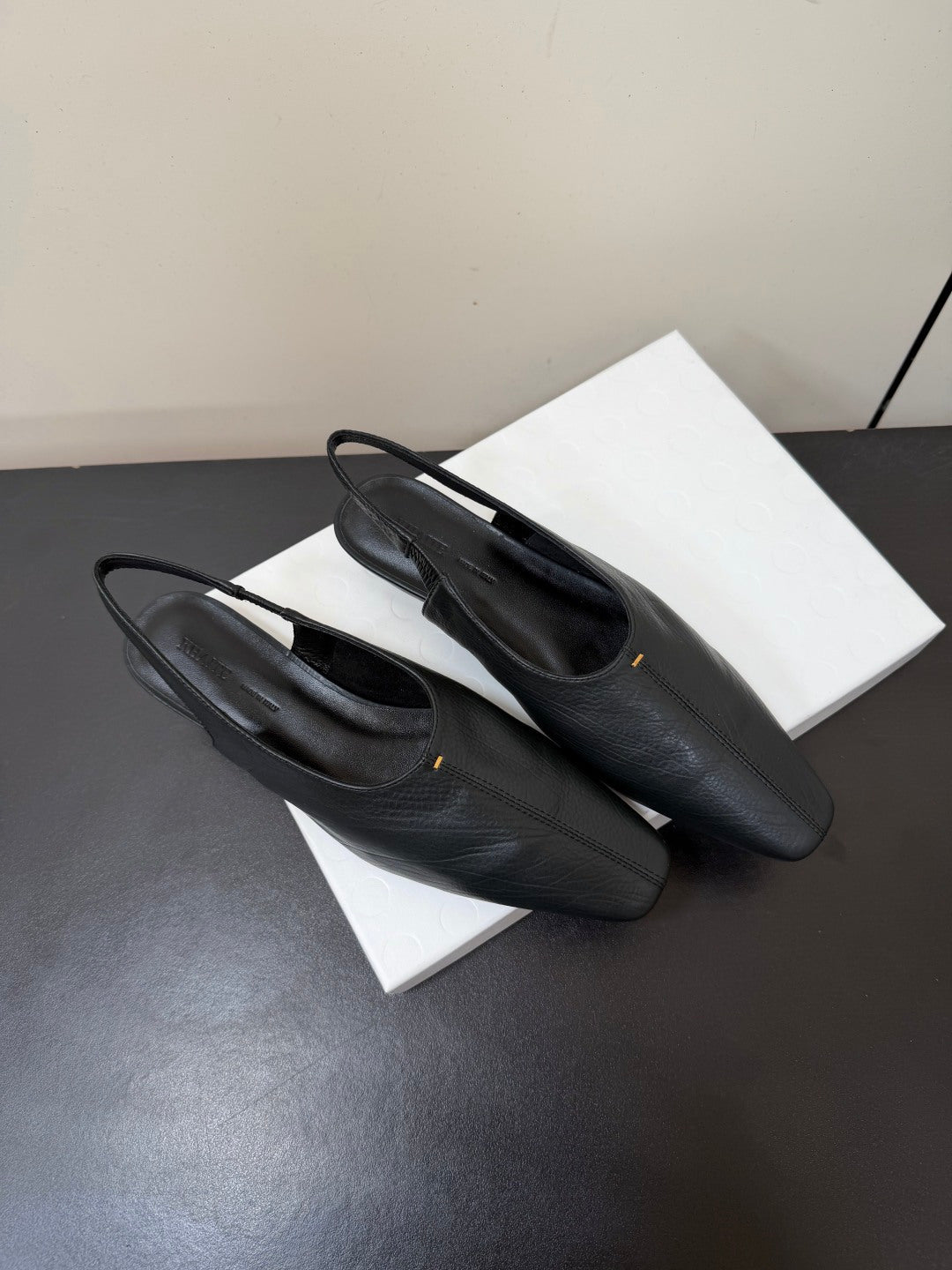 Khaite 26s Celia Slingbacks 2.5cm Black Leather 909456