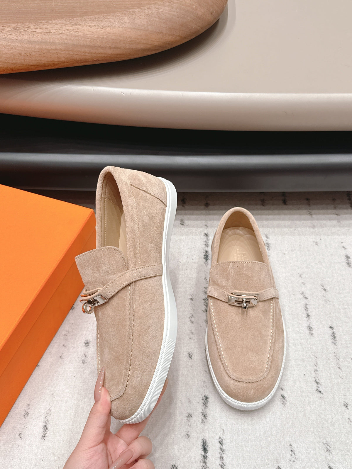 HM 26S Kelly Paris Loafers Sand Brown Suede Silver Hardware