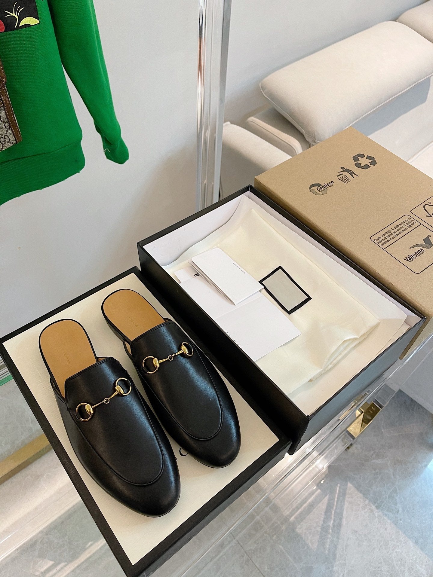 GG SLIPPER MULES BLACK