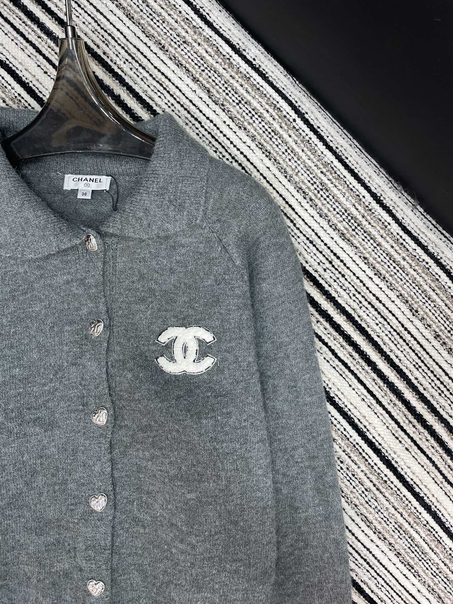 Chanel 2025 Knitted Cardigan Wool Cashmere 730266